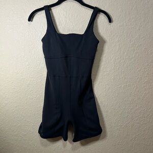 Gilly hicks black activewear bodysuit